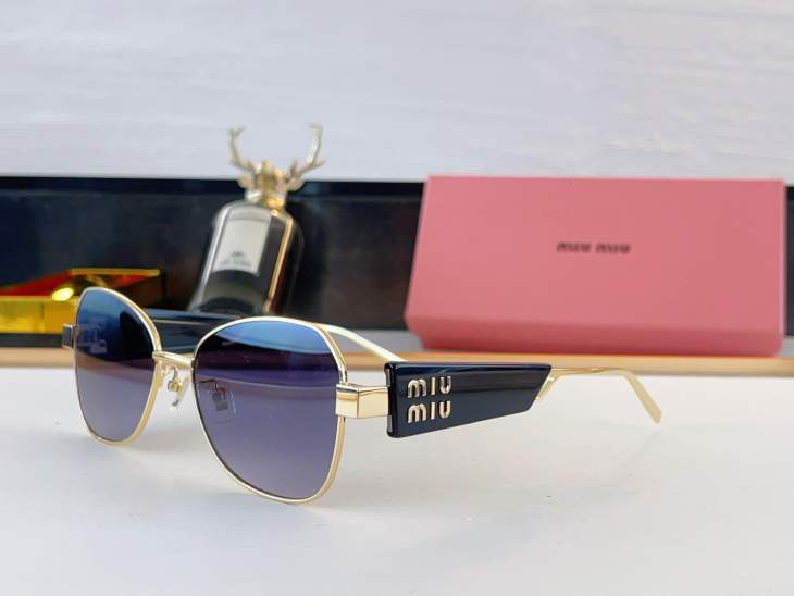 Picture of Miu Miu Sunglasses _SKUfw80914966fw